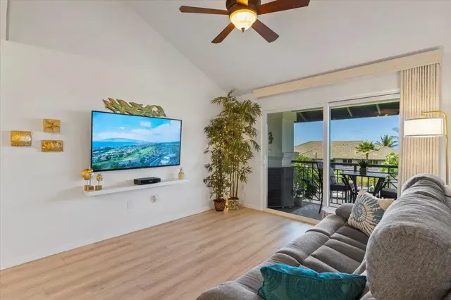 Listing Image for 3950 Kalai Waa St M-201 12 of 34