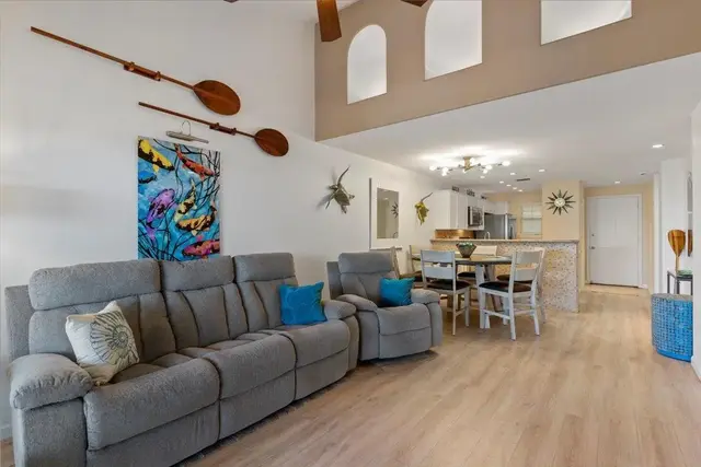 Listing Image for 3950 Kalai Waa St M-201 9 of 34