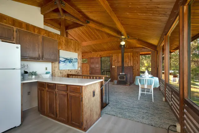 Listing Image for 120 Ehu Iki Pl 9 of 23