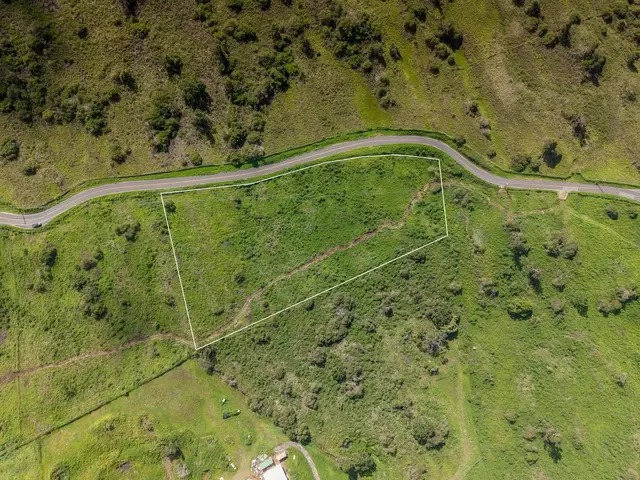 Listing Image for 9900 Kula Hwy 21 of 32