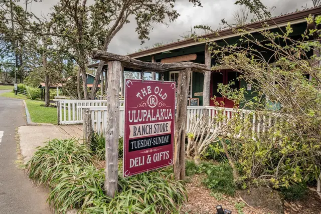 Listing Image for 9900 Kula Hwy 27 of 28