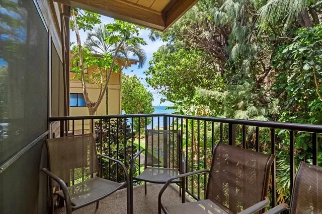 Listing Image for 280 Hauoli St B-17 10 of 38