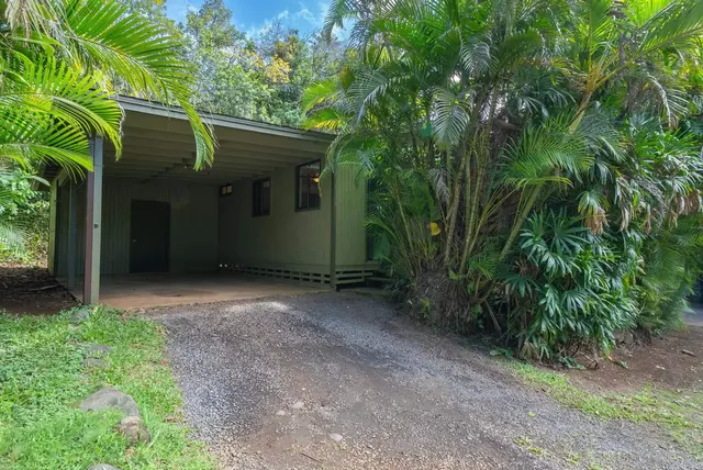 Listing Image for 1004 Kauhikoa Rd Unit 1 3 of 42