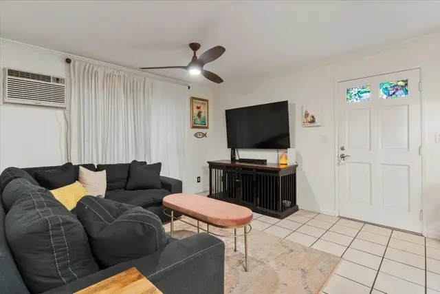 Listing Image for 140 Uwapo Rd 37-105 11 of 28