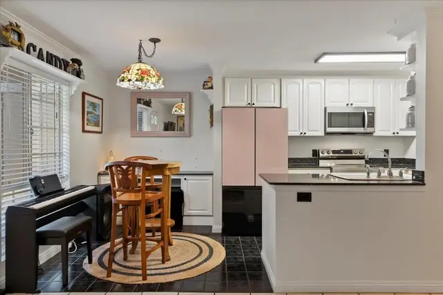 Listing Image for 140 Uwapo Rd 37-105 3 of 28