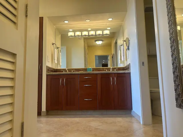 Listing Image for 2481 Kaanapali Pkwy 1259/y 12 of 14