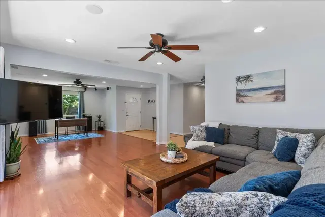 Listing Image for 2688 Ohina St 10 of 45