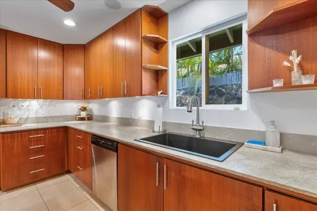 Listing Image for 2688 Ohina St 15 of 45