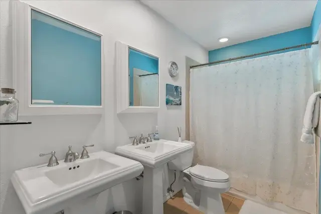 Listing Image for 2688 Ohina St 31 of 45