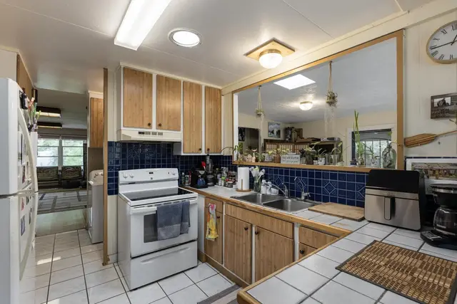 Listing Image for 701 Kaae Rd 27 of 46
