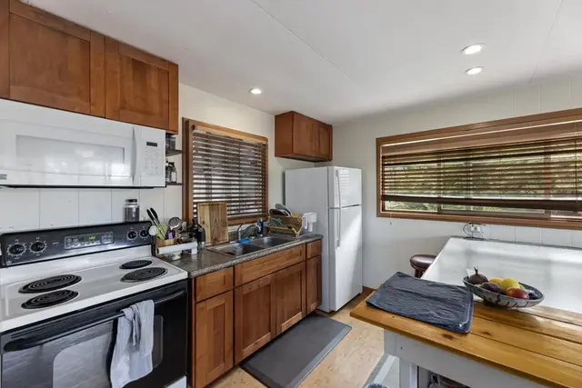 Listing Image for 701 Kaae Rd 35 of 46