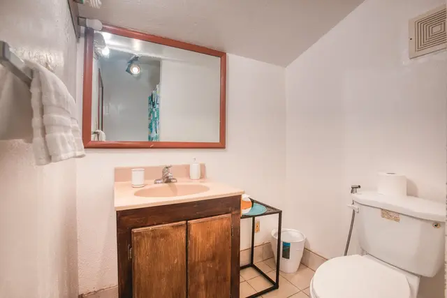 Listing Image for 160 N Market St 6 of 19
