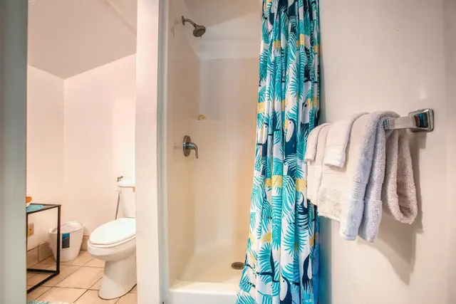 Listing Image for 160 N Market St 7 of 19