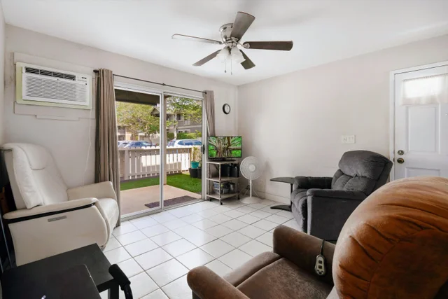 Listing Image for 140 Uwapo Rd 19-105 11 of 42