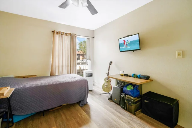 Listing Image for 140 Uwapo Rd 19-105 16 of 42