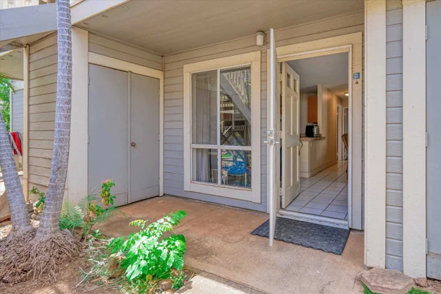 Listing Image for 140 Uwapo Rd 19-105 26 of 42