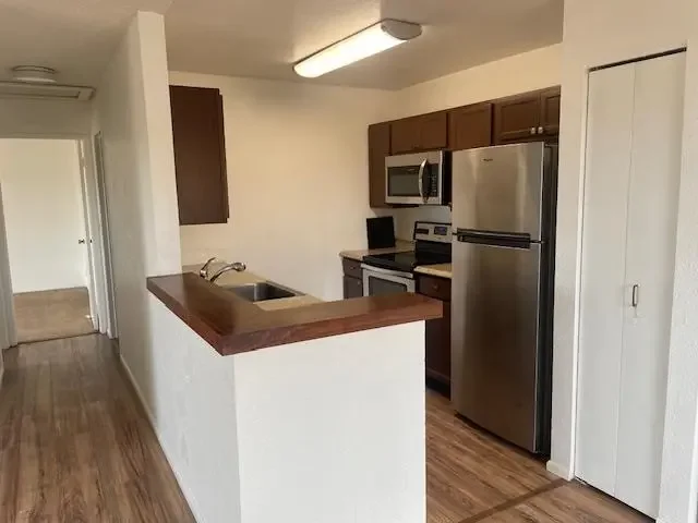 Listing Image for 140 Uwapo Rd 4-204 2 of 12