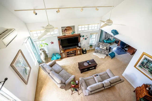 Listing Image for 55 Kuuhale Pl 16 of 42