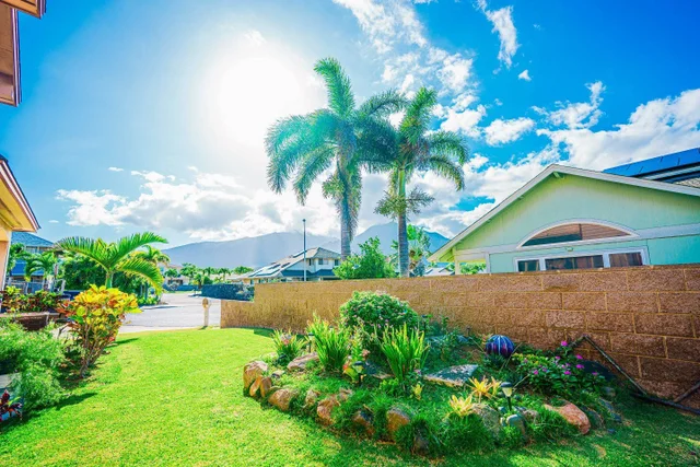 Listing Image for 55 Kuuhale Pl 23 of 42