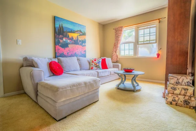 Listing Image for 55 Kuuhale Pl 31 of 42