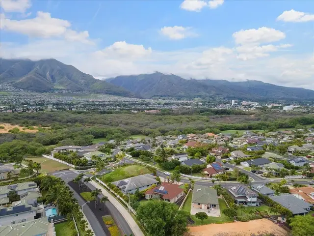 Listing Image for 233 Kamalei Cir 17 of 41