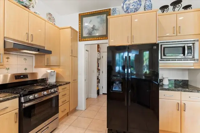 Listing Image for 233 Kamalei Cir 24 of 41
