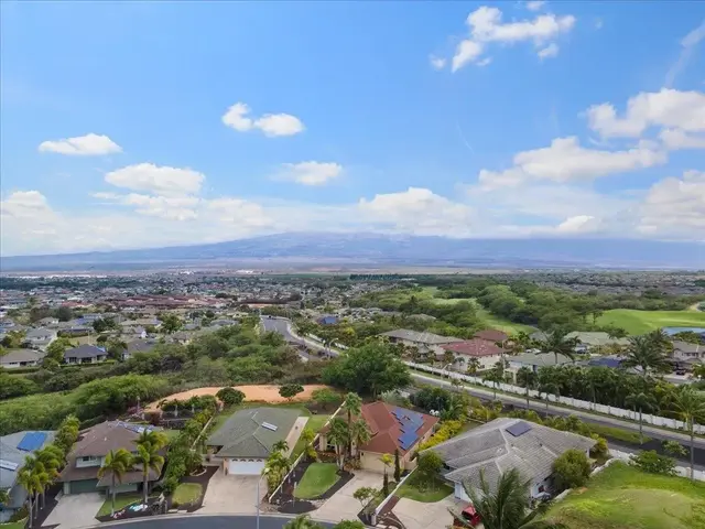 Listing Image for 233 Kamalei Cir 34 of 41