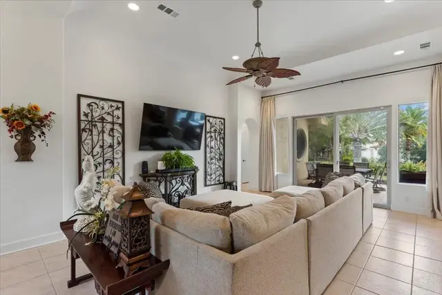 Listing Image for 233 Kamalei Cir 9 of 41