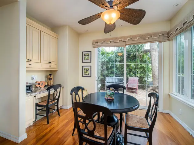 Listing Image for 384 Kualono Pl Lot 596 14 of 50