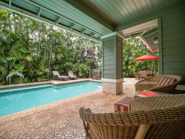 Listing Image for 384 Kualono Pl Lot 596 22 of 50
