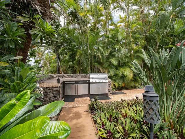 Listing Image for 384 Kualono Pl Lot 596 24 of 50