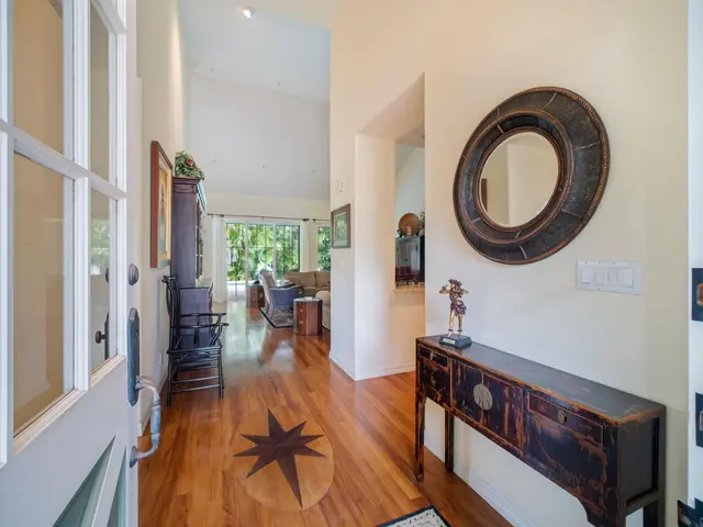 Listing Image for 384 Kualono Pl Lot 596 4 of 50
