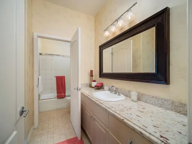 Listing Image for 384 Kualono Pl Lot 596 40 of 50