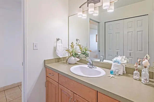 Listing Image for 4327 Lower Honoapiilani Rd 406b 18 of 26