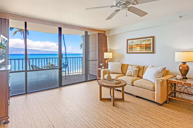 Listing Image for 4327 Lower Honoapiilani Rd 406b 3 of 26