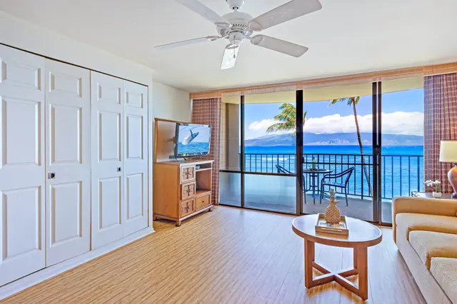 Listing Image for 4327 Lower Honoapiilani Rd 406b 4 of 26