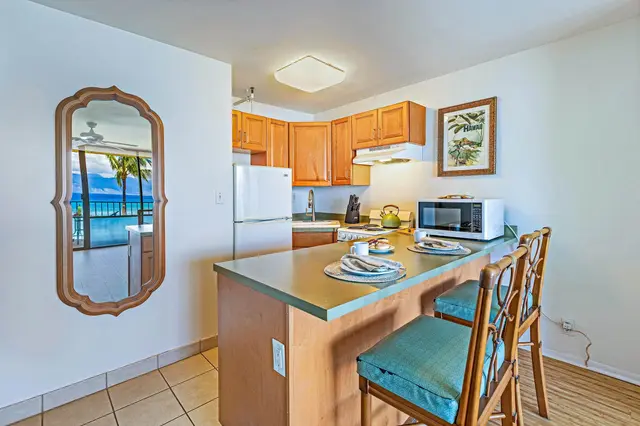 Listing Image for 4327 Lower Honoapiilani Rd 406b 8 of 26