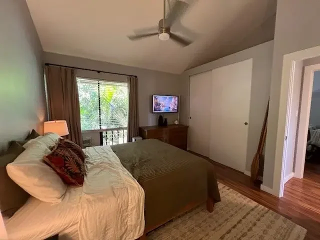 Listing Image for 15 Kulanihakoi St 9 E 20 of 25