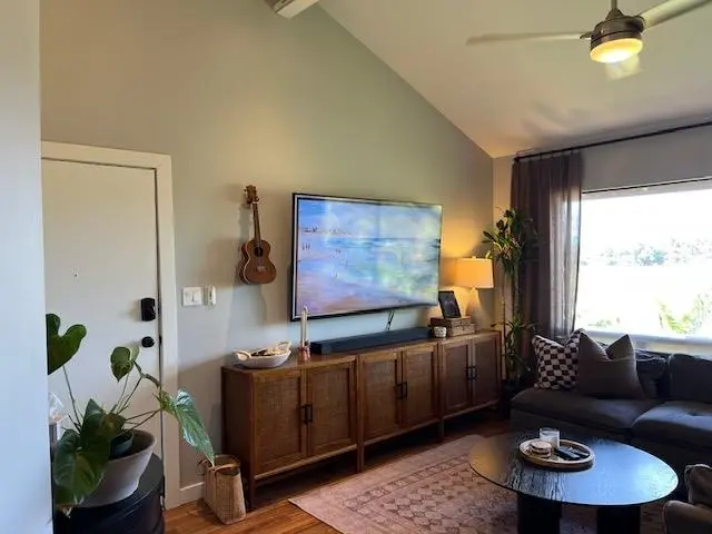 Listing Image for 15 Kulanihakoi St 9 E 7 of 25