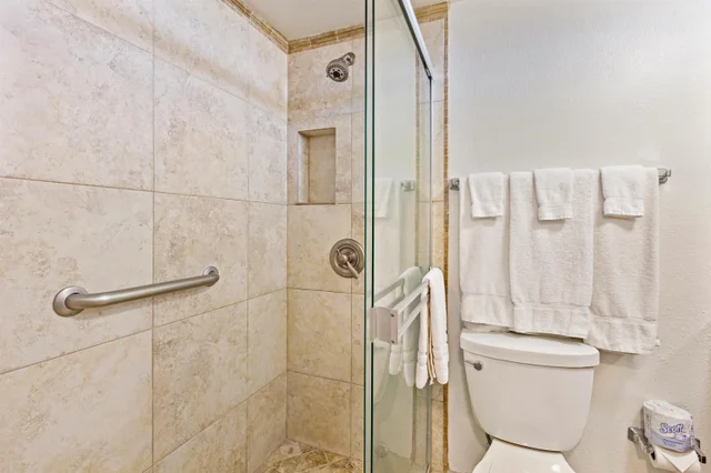 Listing Image for 4365 Lower Honoapiilani Rd 817 24 of 41