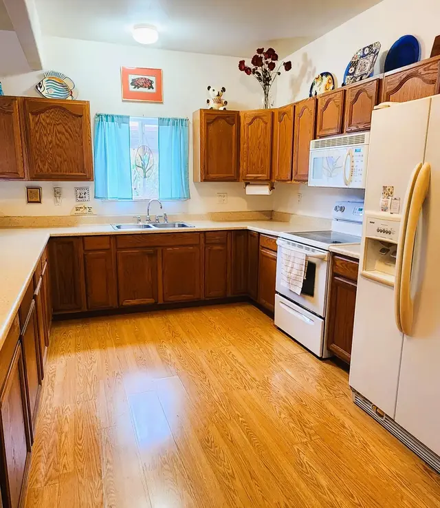 Listing Image for 916 Maile St 4 of 37