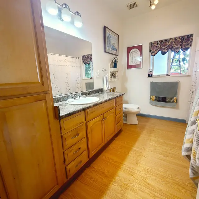 Listing Image for 916 Maile St 7 of 37