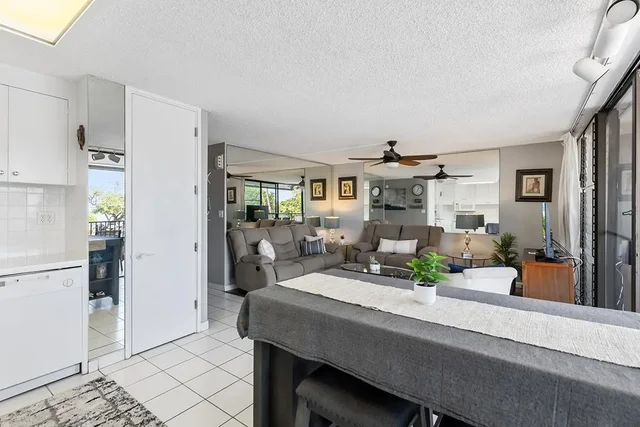 Listing Image for 2653 S Kihei Rd 212 11 of 35