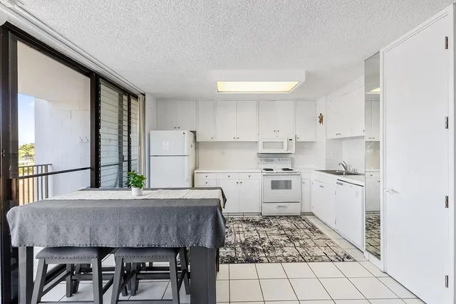 Listing Image for 2653 S Kihei Rd 212 9 of 35