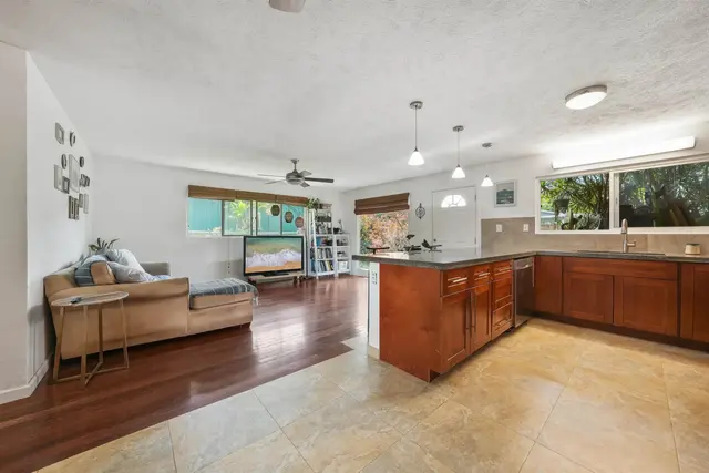 Listing Image for 2889 W Lelehuna Pl 8 of 32