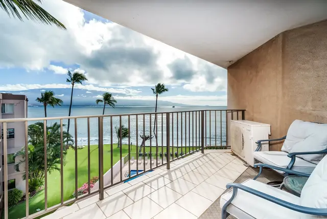 Listing Image for 50 Hauoli St 401 2 of 31