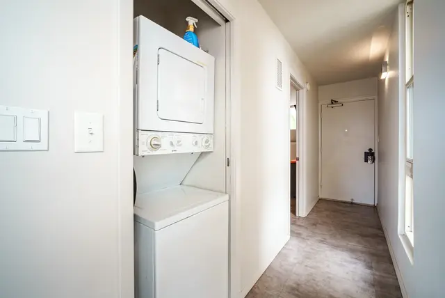 Listing Image for 50 Hauoli St 401 24 of 31
