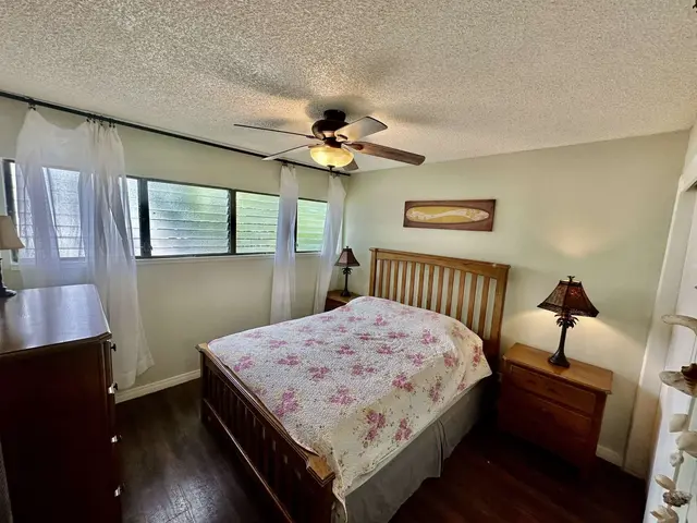 Listing Image for 1000 Kamehameha V Hwy 132 14 of 29