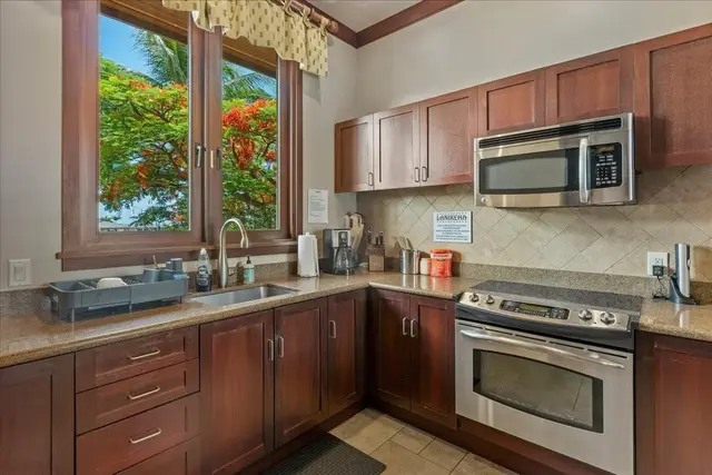 Listing Image for 995 Anapuni Pl 41 of 44