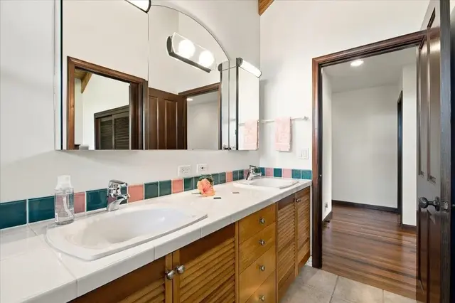 Listing Image for 1316 Hogback Rd 23 of 50